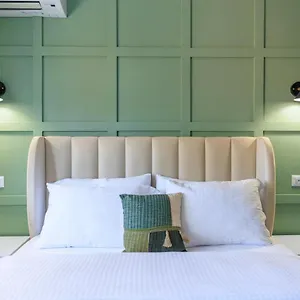 https://syncron-centre-skyline-rooftop-tirana-apartments.albaniahotels.org