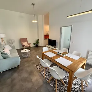 Gutarra Ii Apartment
