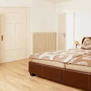 https://ferienwohnung-am-turm.com-bavaria.com